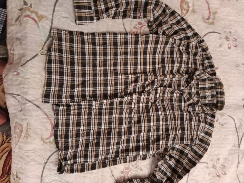 Рубашки мужские.