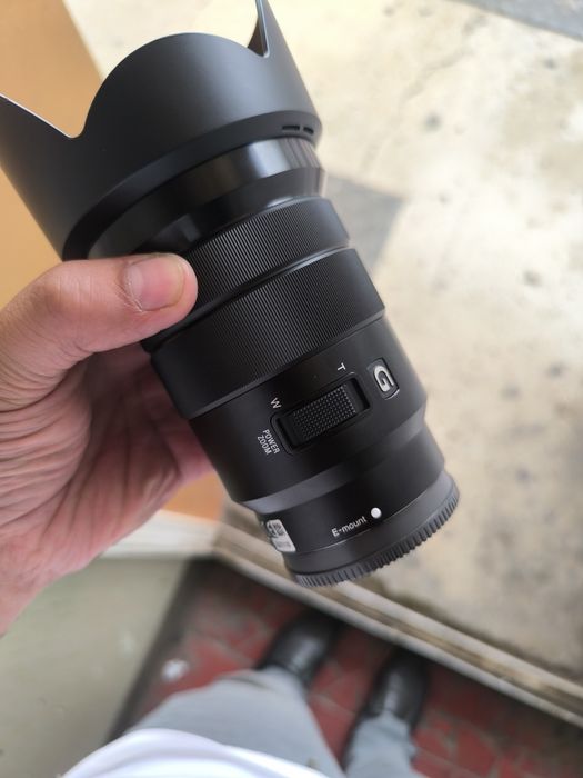 Sony 18-105 obektiv sotiladi
