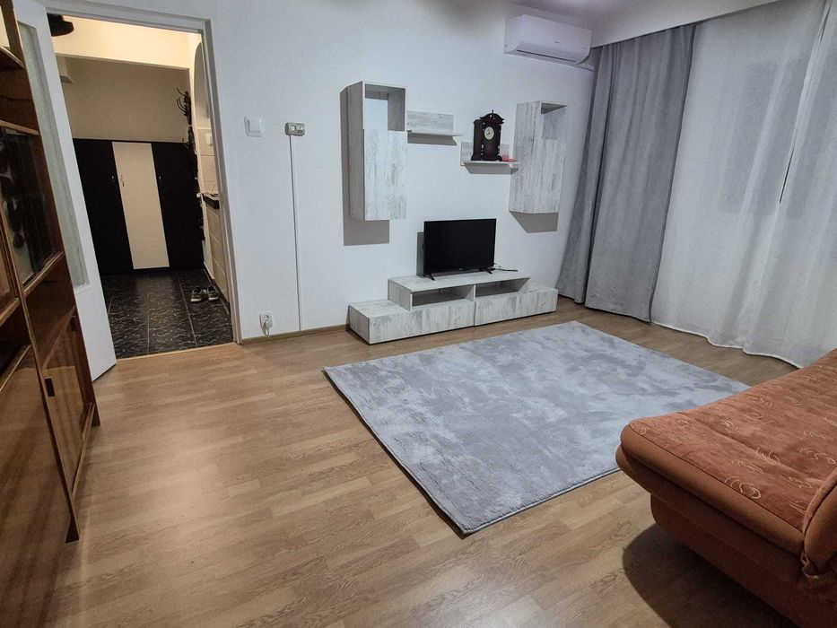 Inchiriez apartament cu 2 camere in Deva, complet mobilat si utilat