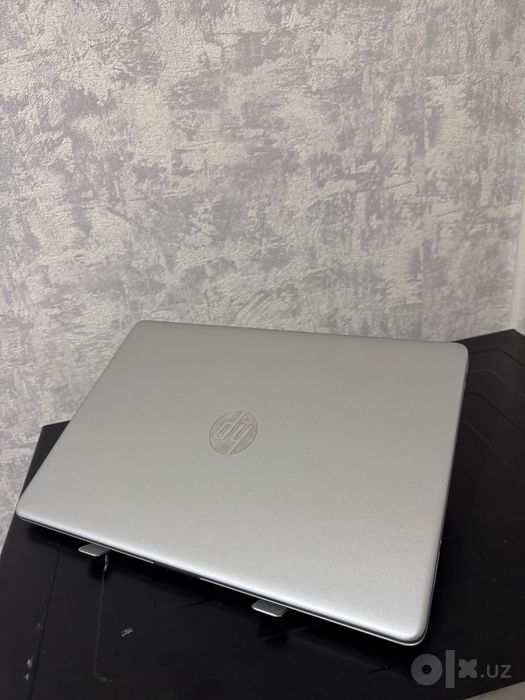 HP i5-1235U 16/512