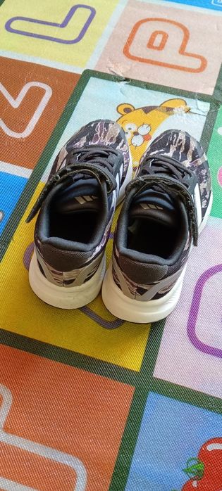 Детски маратонки adidas 31