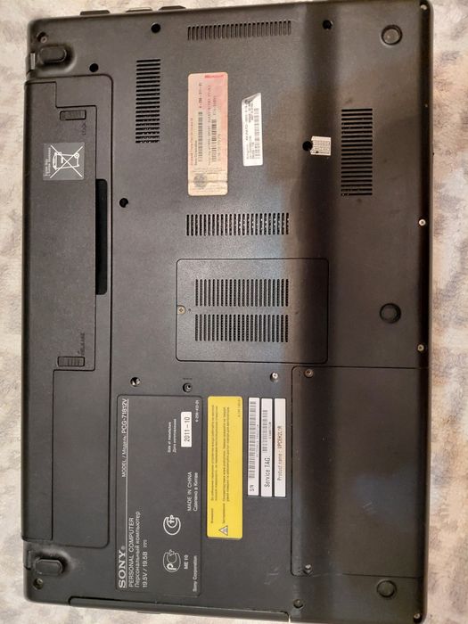 продаю Sony VAIO VPCEH2L1R