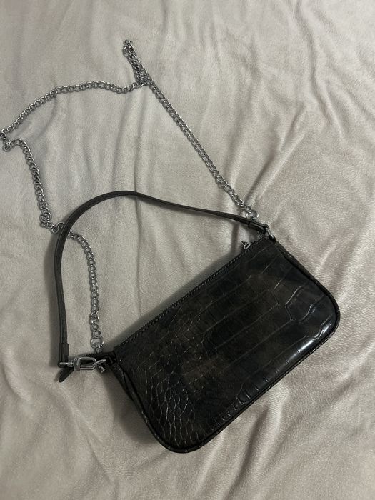 Чанти - Guess, Tommy Hilfiger