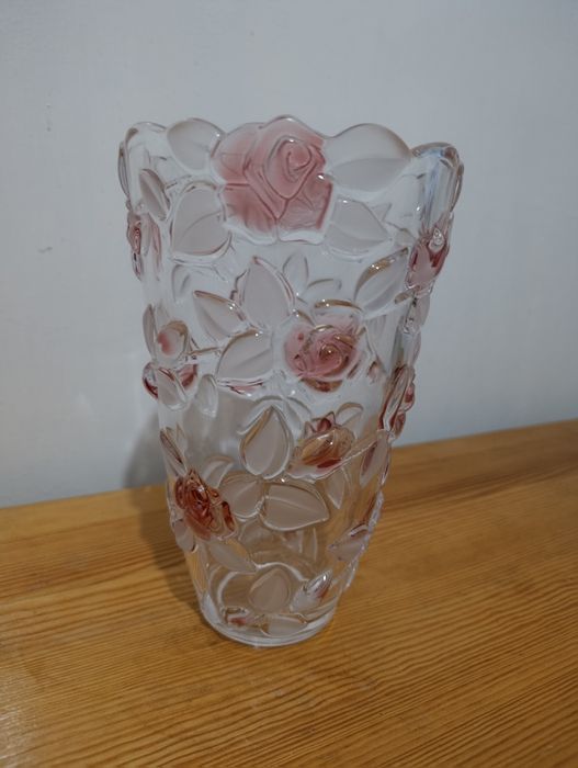 Продам вазу для цветов, хрустальная