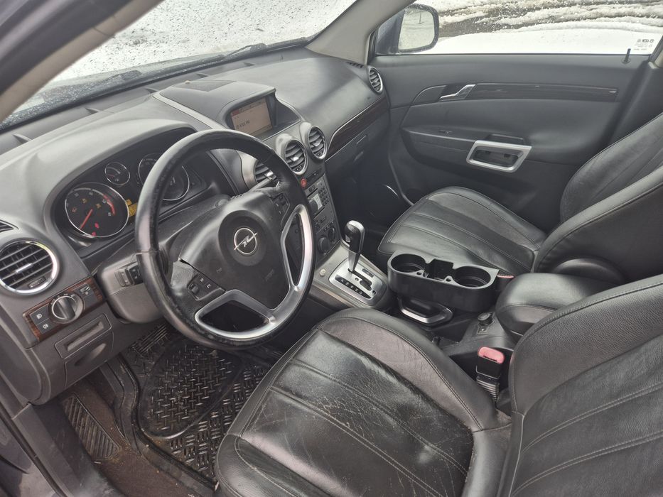 Dezmembrez Opel Antara 2.0D 150 cp Automat 2006-2010