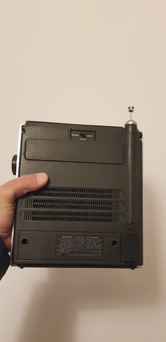 Sony icf 3000w Quartz clock radio