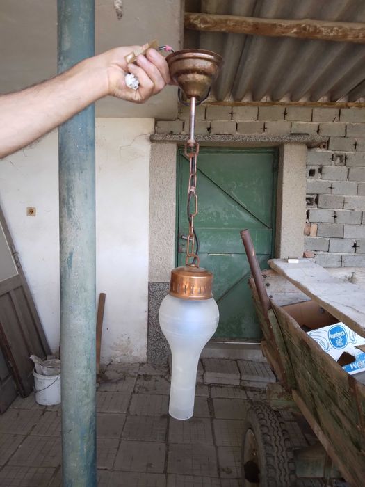 Уникален Лампиони