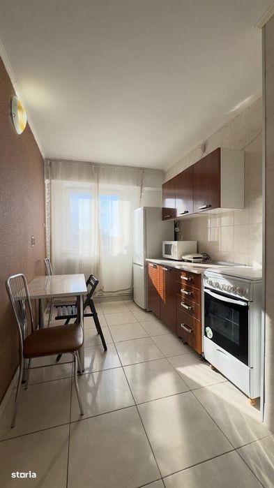 Apartament 2 camere – Casa de Cultură, bloc stradal