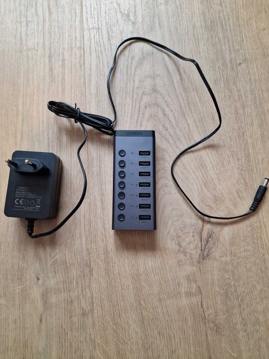 Multifunctional HUB Ugreen 7 in 1 USB tip C - 7x USB tip A 3.0 PD 12V