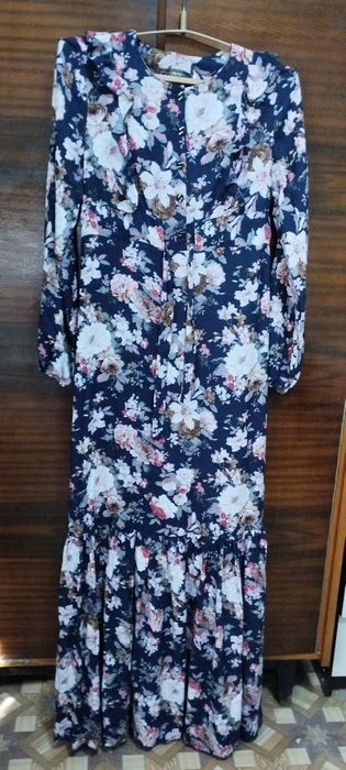 Продаю платье одела 1 раз