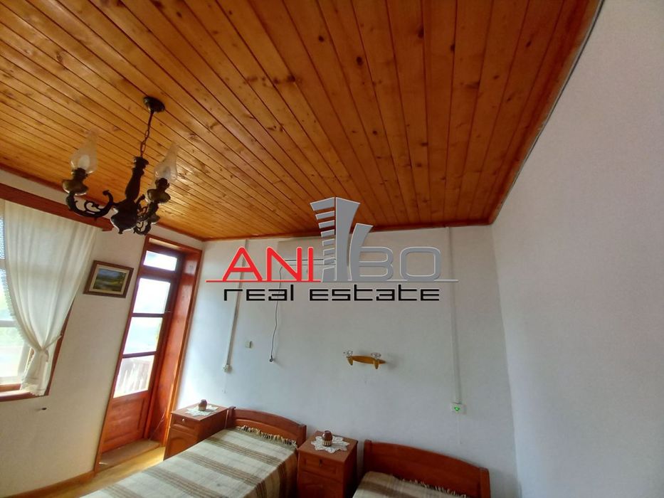 ЕКСКЛУЗИВЕН имот за живеене или бизнес инвестиция - ИМОТЪТ Е СЪС СТАТ