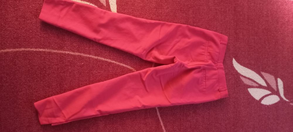 Класически червен панталон