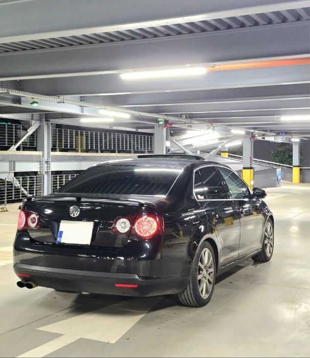 Volkswagen Jetta 2.0 TDI – 2005 – 200 CP – Manuală 6 trepte