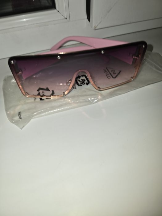 Продаю очки новые