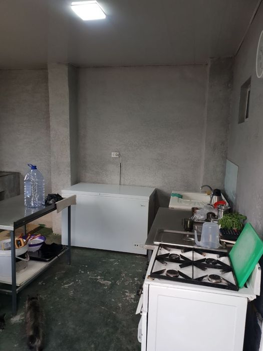 5 sotixli 2 xonali hovli joy uzoq muddatga ijaraga beriladi, bezxozayn