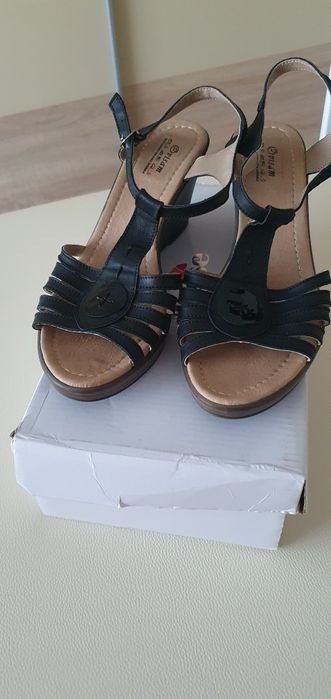 Sandale comode cu talpă  ortopedică