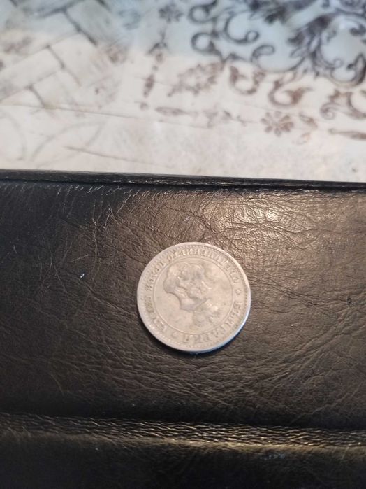 Антики старинни вещи