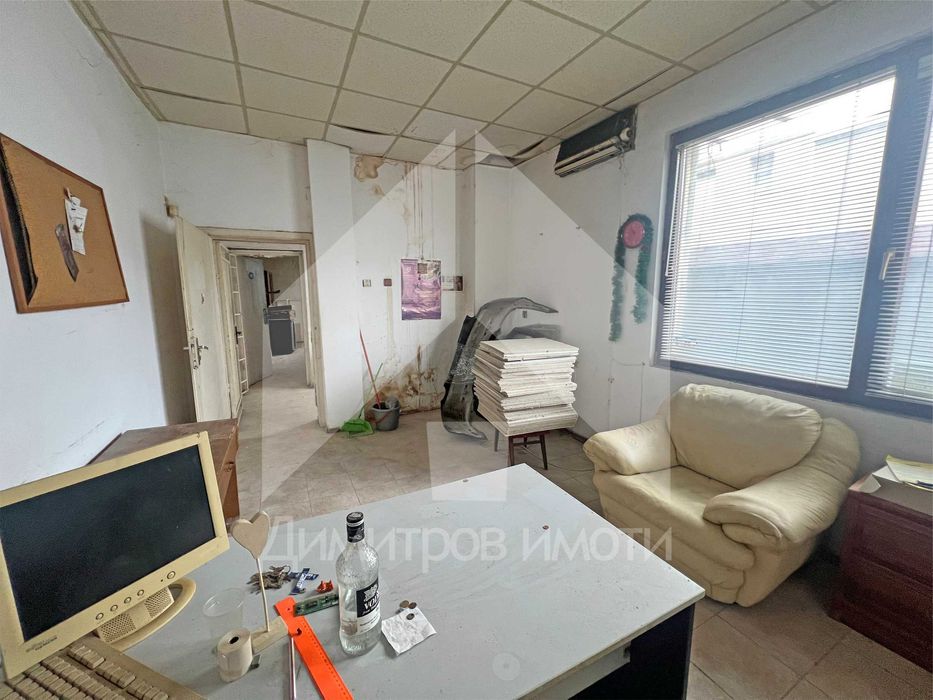 Продава се Магазин в Нови пазар - 37 кв.м за 676 €/кв.м - Снимка #8