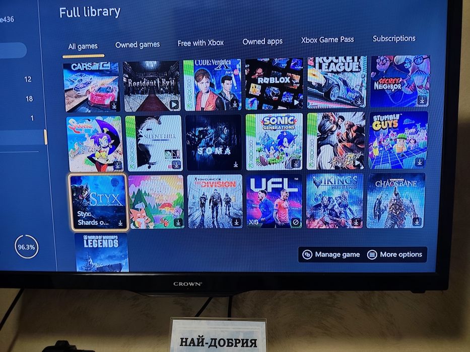 Xbox one с игри.(Два джойстика)