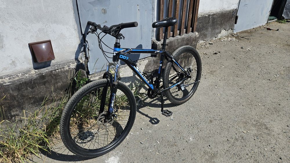 Продам велосипед. Рама 19. Колеса 26