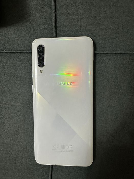 Продам Samsung A30s
