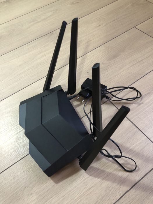 Router Tenda AC1200 nou