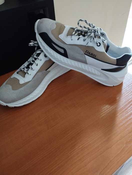 Дамски сникърси,39 номер,чисто нови