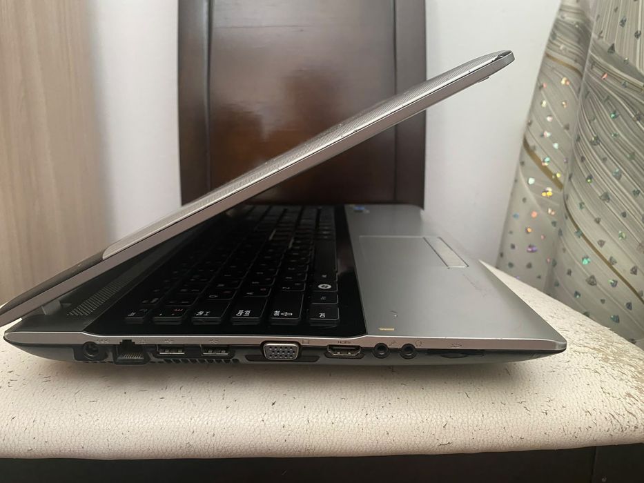 Надежный Samsung intel core i3/Nvidia GeForce