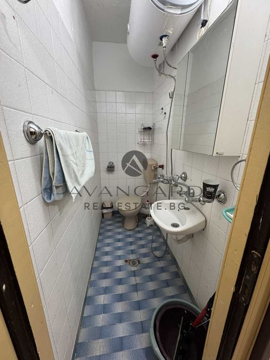 Продава се Тристаен апартамент в Пловдив, Кършияка - 67 кв.м за 921 €/кв.м - Снимка #10