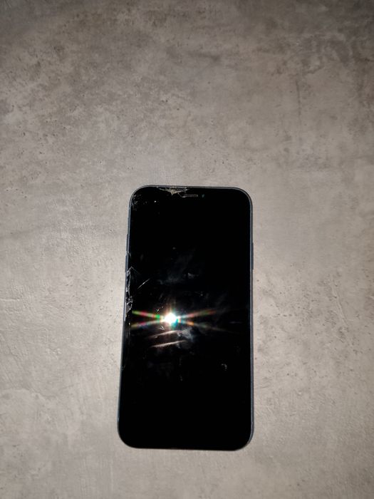 айфон XR как донор либо на запчастии