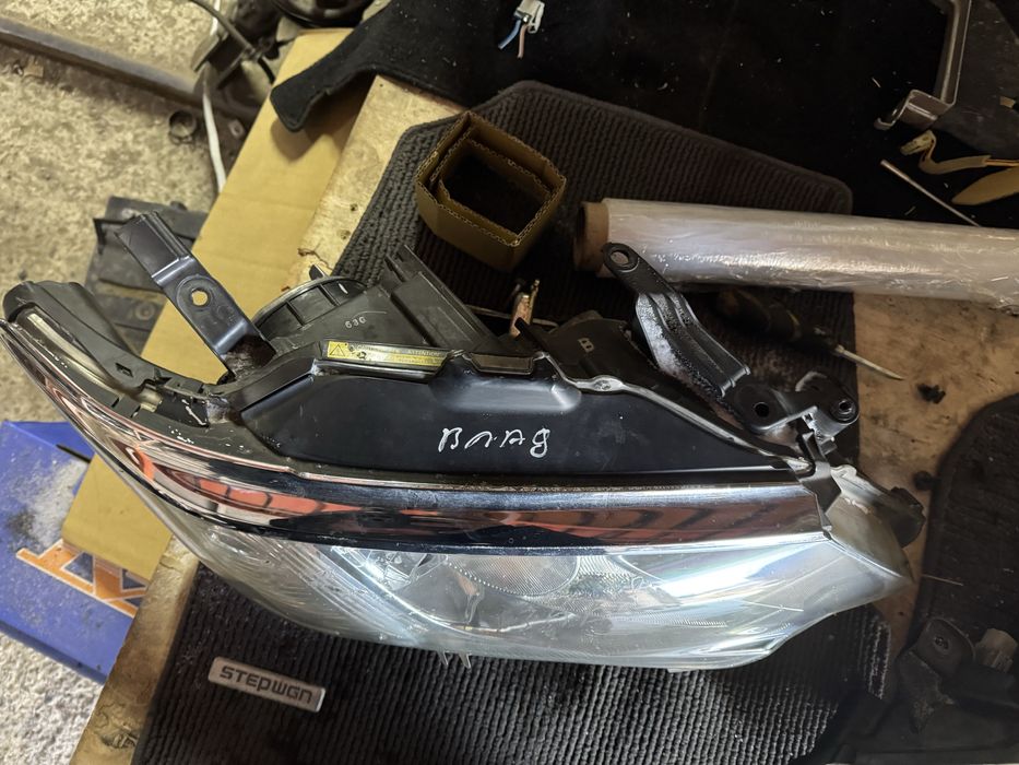 Фары на Toyota Camry 55