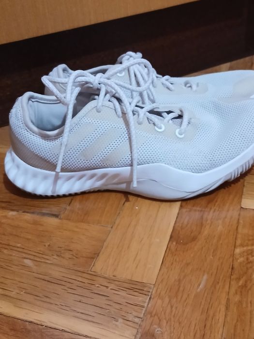 Маратонки ADIDAS