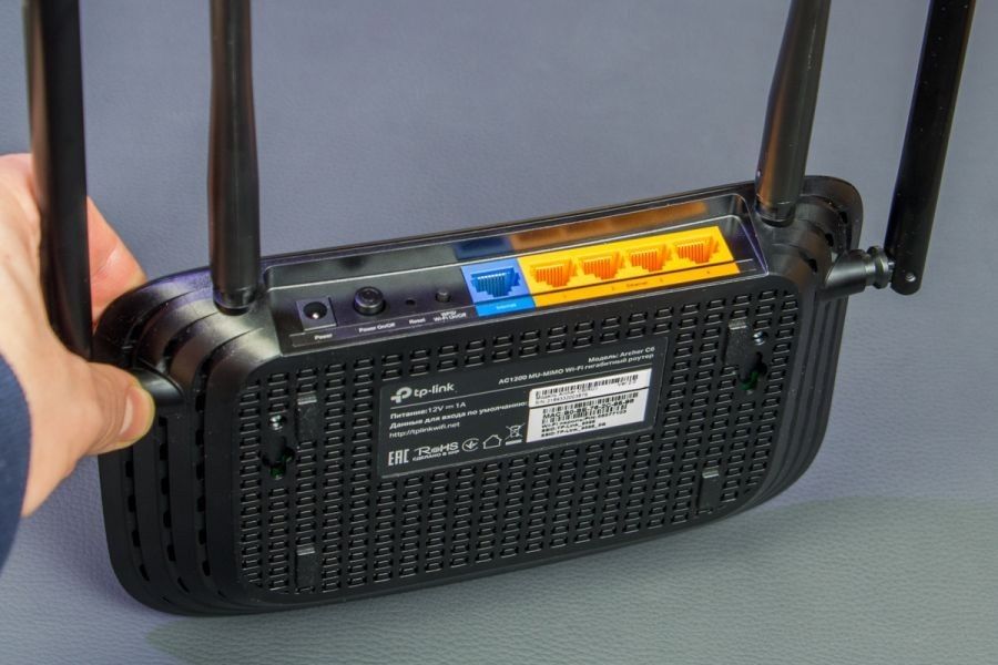 Продам Wi-Fi роутер TP-Link Archer C6