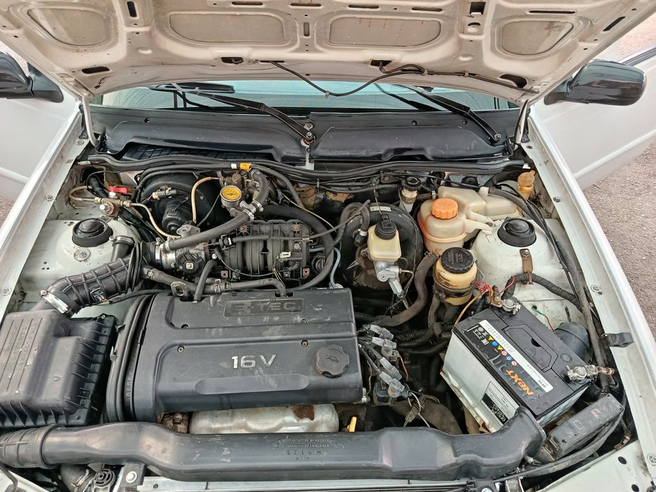 Нексия 2 сотилади 1.6