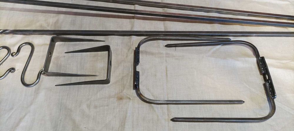 Rotisor forjat manual,