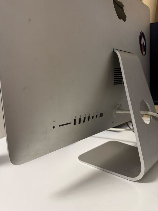 iMac 21.5 inch Late 2013