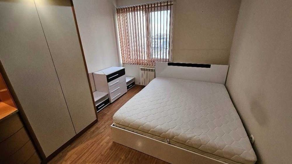 Прекрасен двустаен апартамент в Люлин 7!