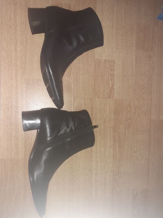 Ghete dama din piele, marime 38