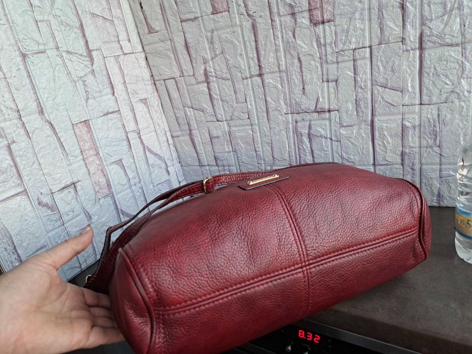 дамска чанта,голяма червена кожена торба Сhristian berg-естествена кожа