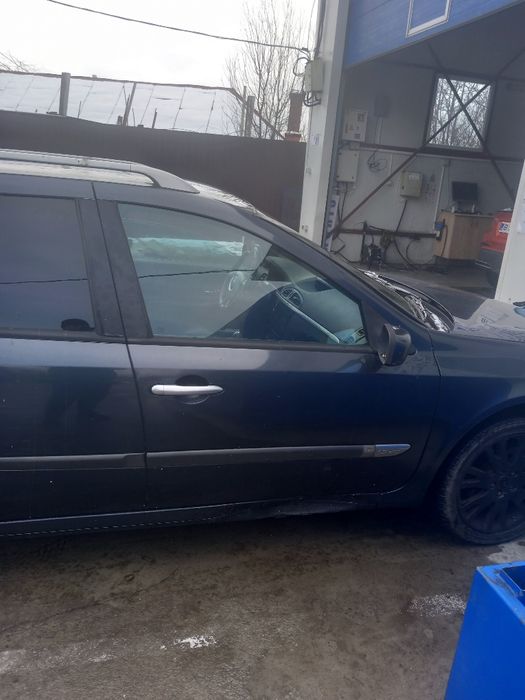 Vind Renault Laguna ,perfecta stare de funcționare cauciucuri de iarna