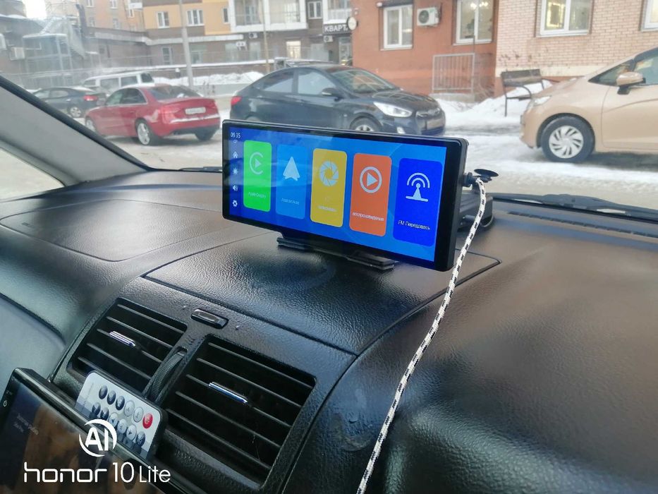 Apple Carplay/Android Auto Монитор с вграден видео регистратор 9.3"