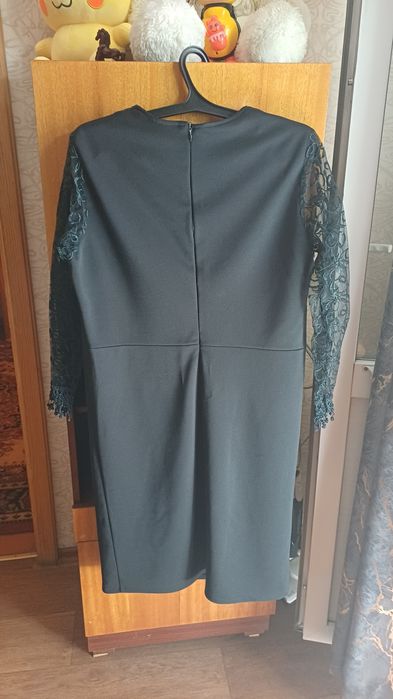 Продам женское платье