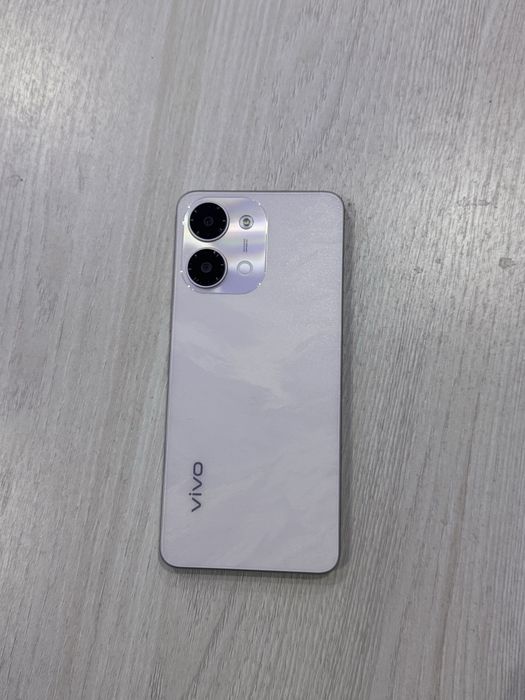 Продам телефон Vivo Y 11d