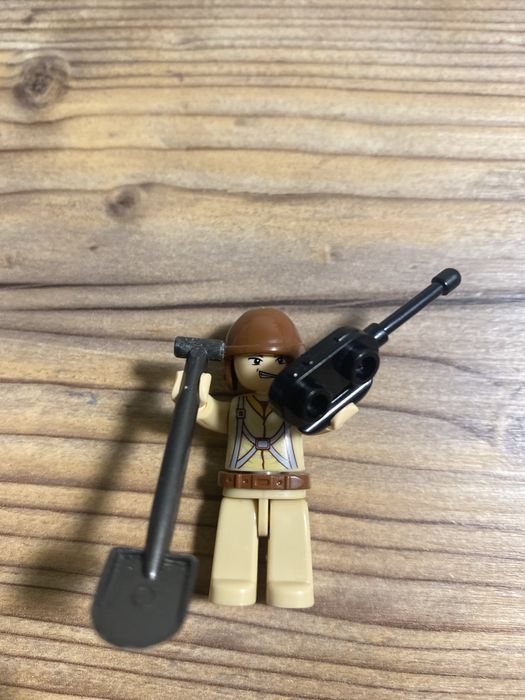 Продаю самалёт из лего sluban