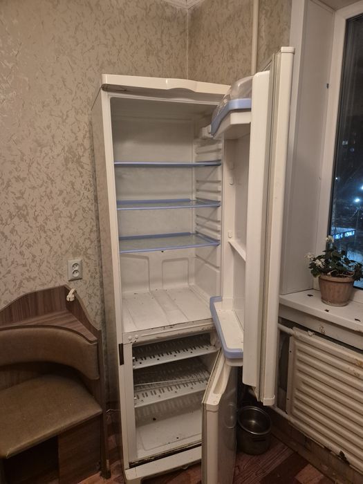 Продам холодильник