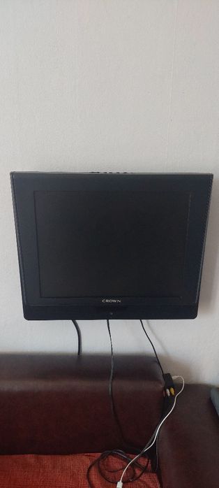Телевизори ,Crown u Samsung