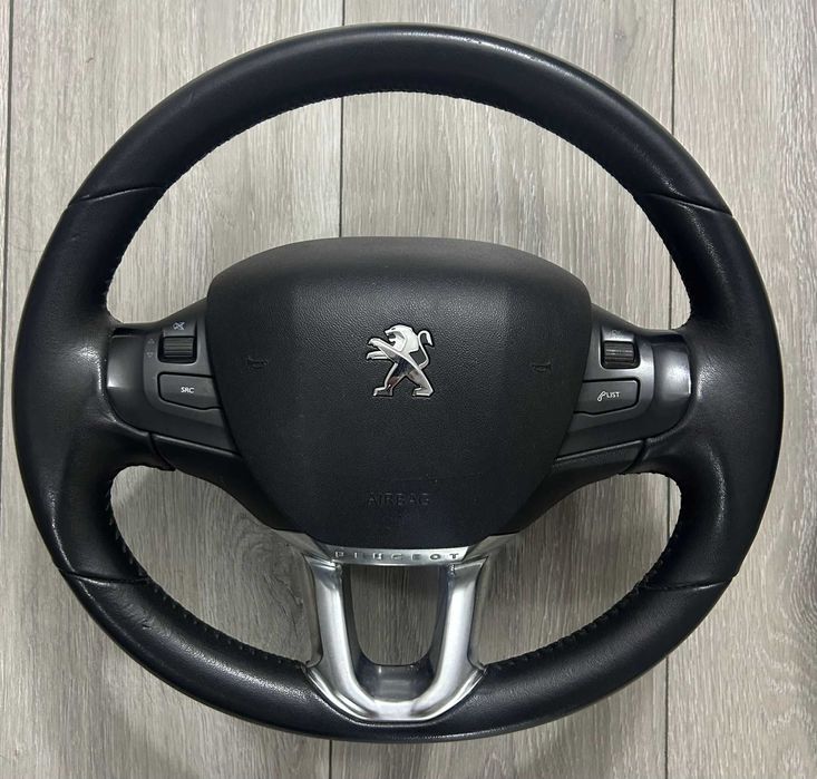 Volane PEUGEOT 208 Piele/Piele Perforata-Gama Peugeot