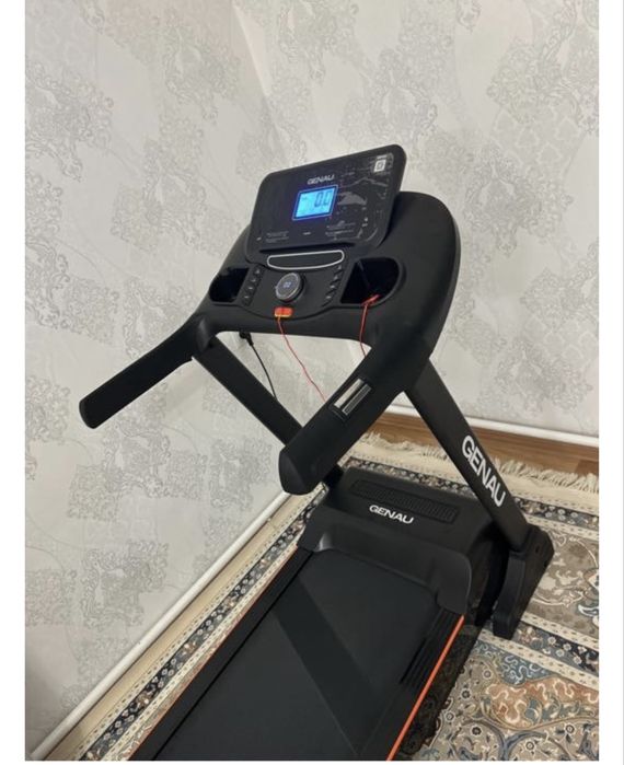 Беговая дорожка GENAU