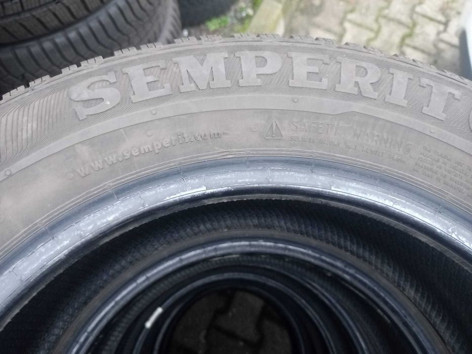 Anvelope pentru Dacia 185 65 15 M+S Semperit DOT 2022