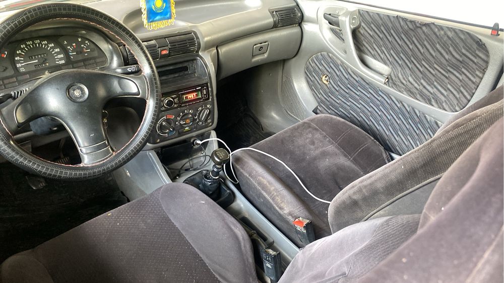 Опель астра продам срочно